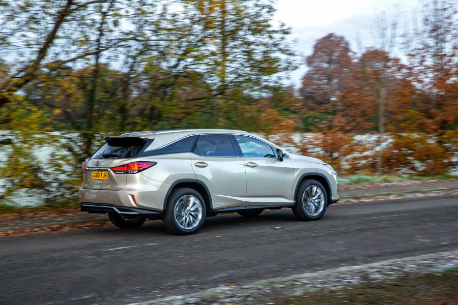  Lexus RX450hL 2019 года  (UK) (фото 20 из 40)